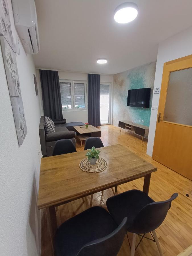 Finesi Apartments 3 Охрид Екстер'єр фото