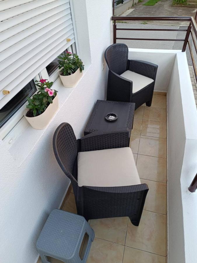 Finesi Apartments 3 Охрид Екстер'єр фото